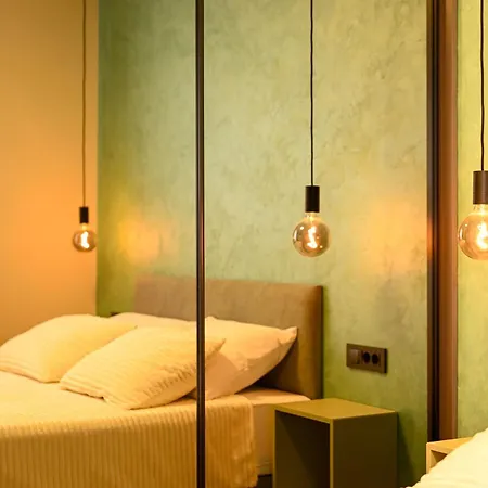 Noir Design Apartment *